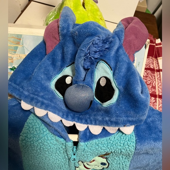 Disney Stitch Adult Onsie Size small - Picture 4 of 6
